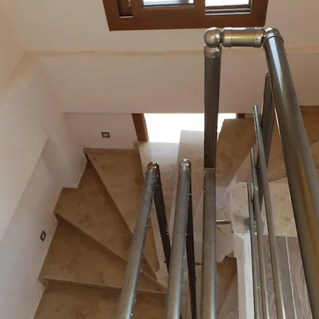 Villa Her Kattan Panaromik Deniz Manzarali,dogayla Ic-ice,ates Cukuru Ile Hos Bir Bahce