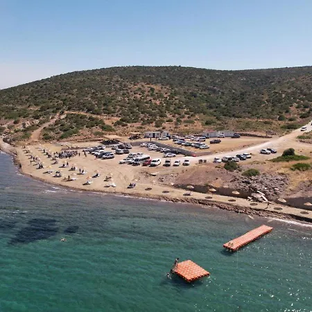 Her Kattan Panaromik Deniz Manzarali,dogayla Ic-ice,ates Cukuru Ile Hos Bir Bahce Villa *