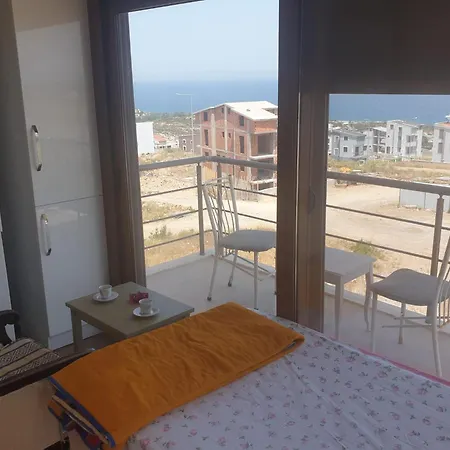 Her Kattan Panaromik Deniz Manzarali,dogayla Ic-ice,ates Cukuru Ile Hos Bir Bahce Villa *